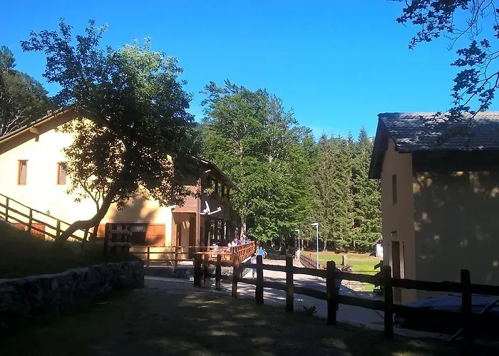 Rifugio Casermette Del Monte Penna Hotel