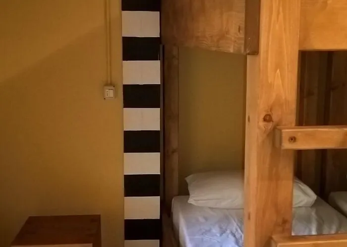 Rifugio Casermette Del Monte Penna Hotell Tornolo